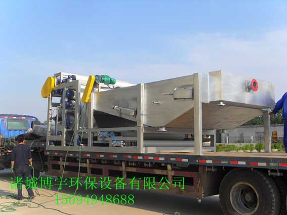 帶式污泥脫水機(jī) 帶式污泥脫水機(jī)